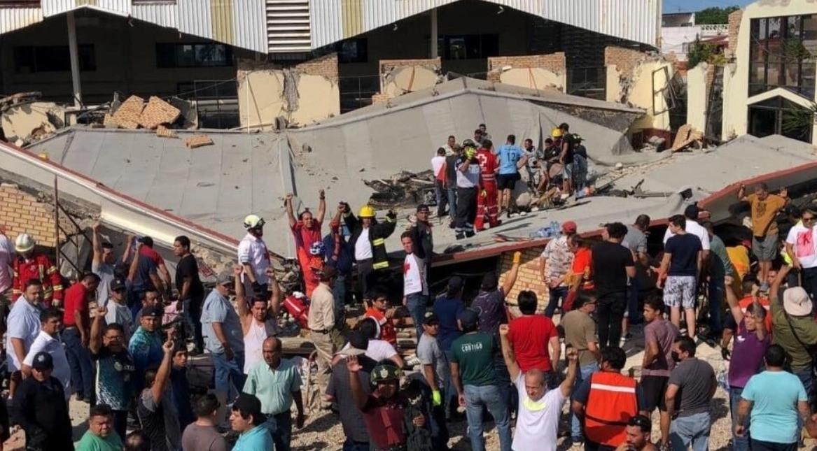 At least 10 killed in Mexico church roof collapse