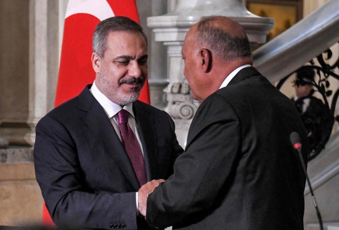 Türkiye sends third aid plane to Gaza, FM urges intl efforts