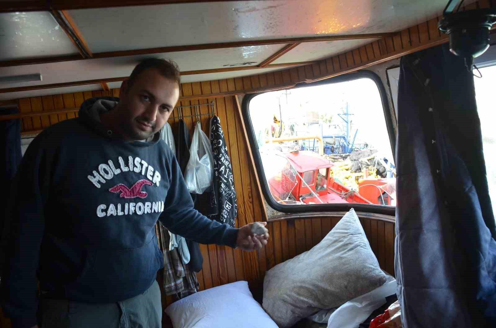 Turkish, Greek boats clash in Aegean waters