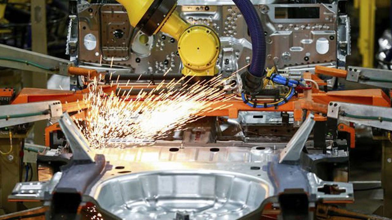 Manufacturing PMI slips to 48.4