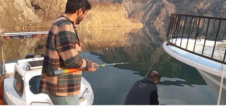 Amateur fishing kicks off on waters of sunken district
