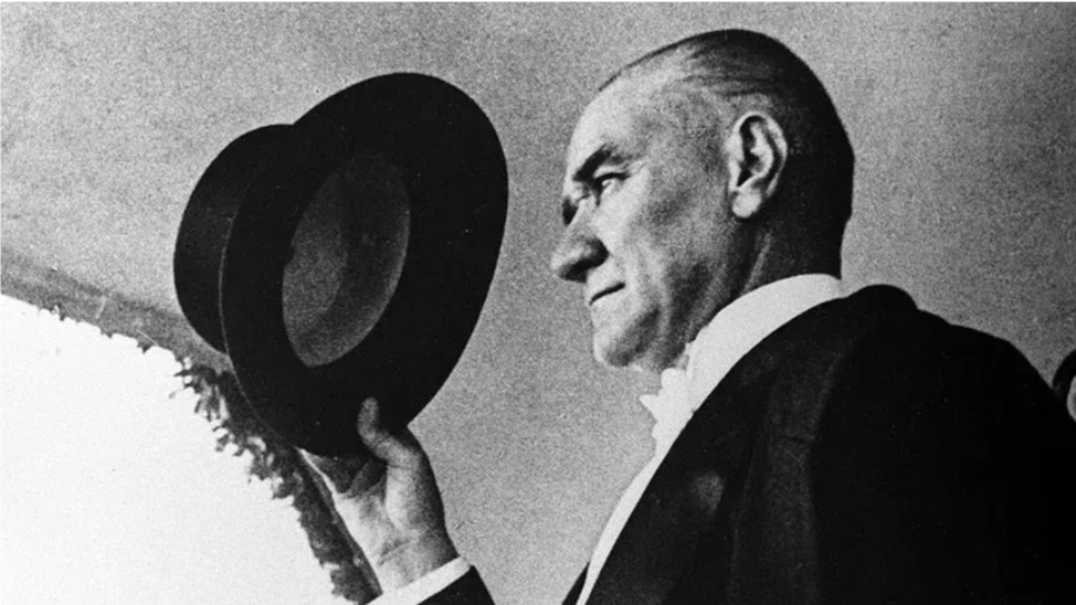 Türkiye minnes Atatürk på 85-årsdagen for hans bortgang