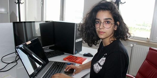 Self-taught software developer joins NASA team