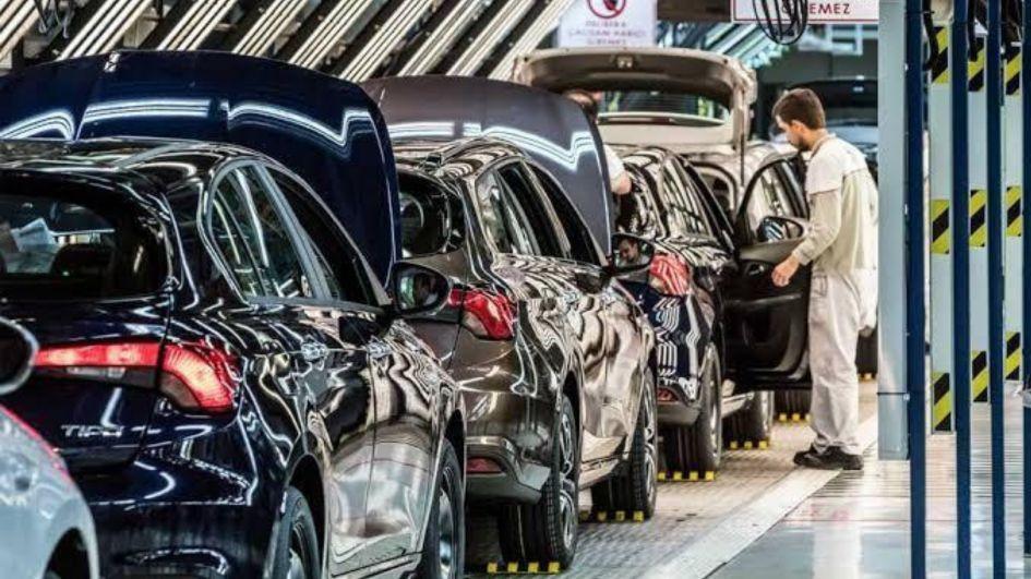Carmakers produce some 1.4 million vehicles