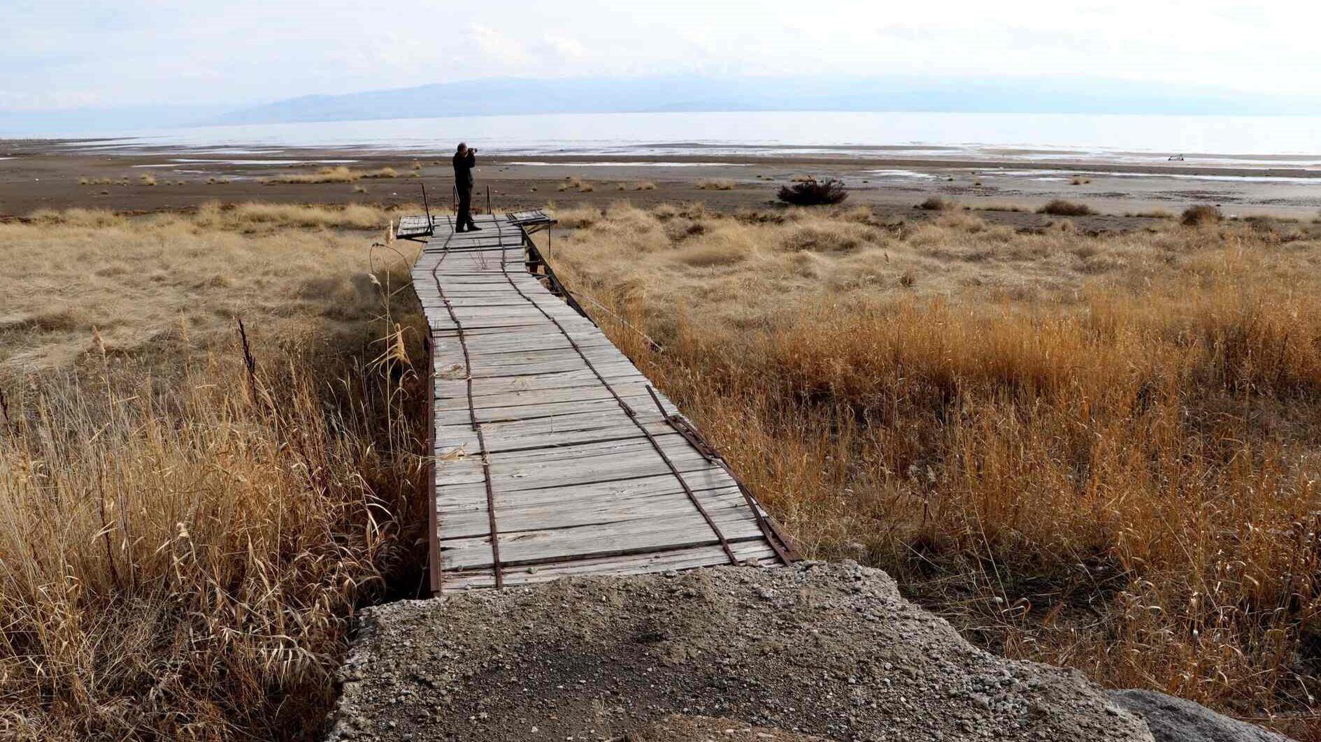 Images from Lake Van reveal severe drought