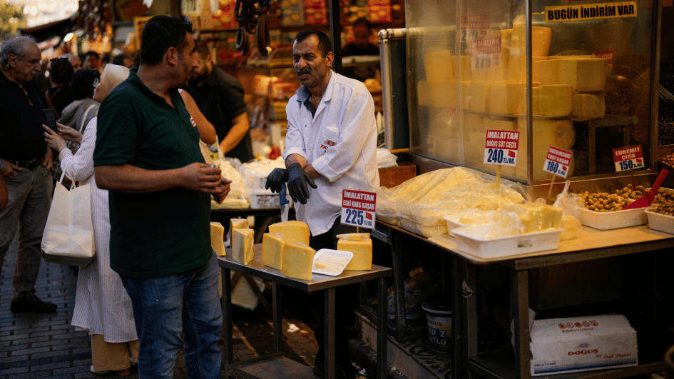 Consumer mood continues to improve