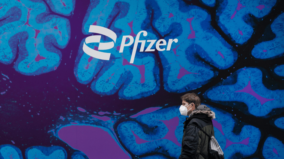 Pfizer sues Poland and Hungary over COVID debts