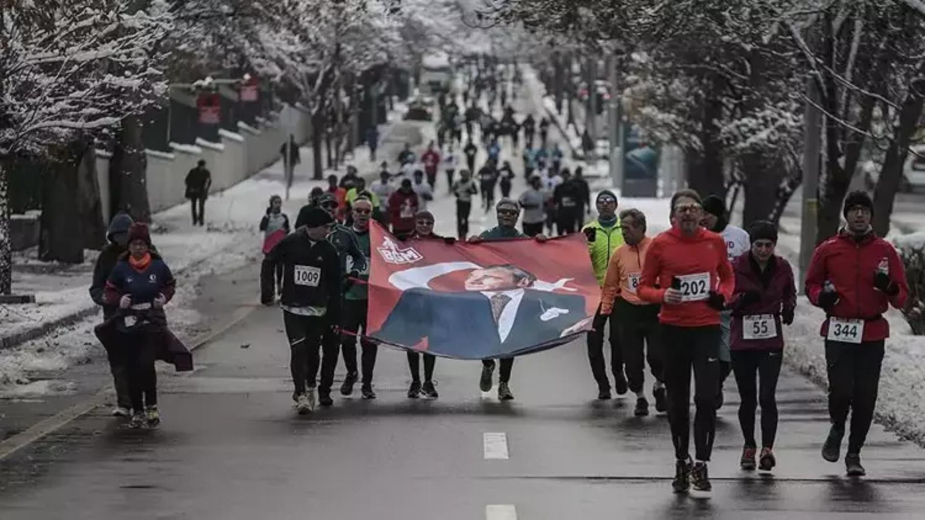 ‘Grand Atatürk Run’ held in Ankara