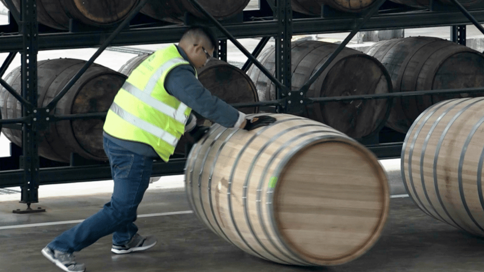 Top distillers target a growing Chinese market