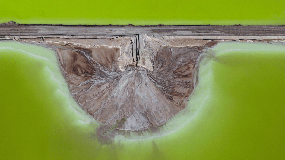 Chiles state-owned mining giant forms lithium extraction alliance