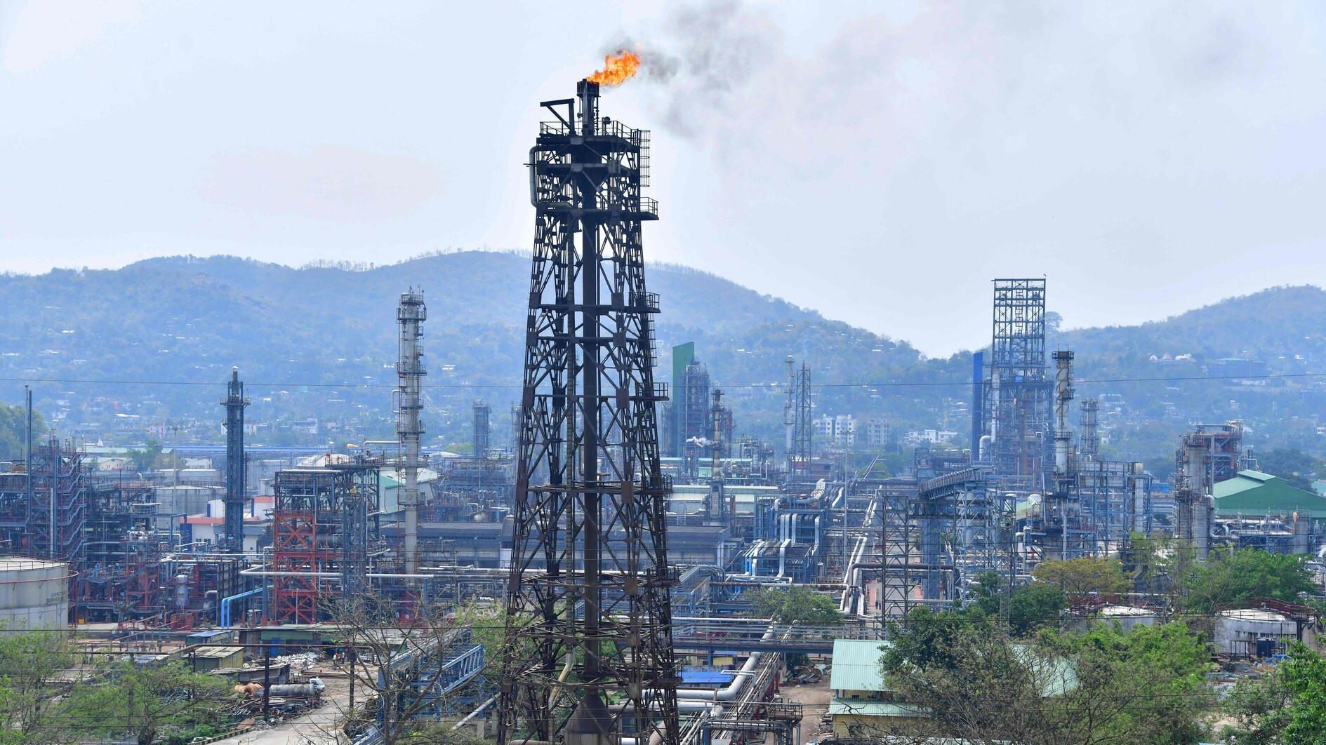 Rising prices cap Indias thirst for Russian oil