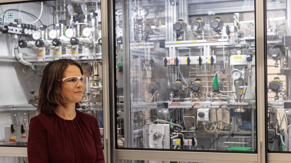BASF earnings disappoint in 2023