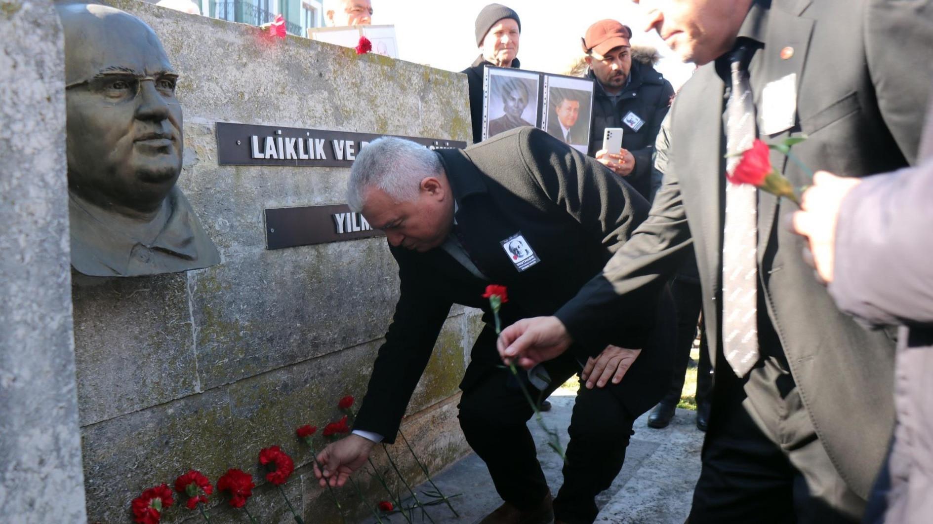 Slain journalist Uğur Mumcu commemorated on 31st death anniversary
