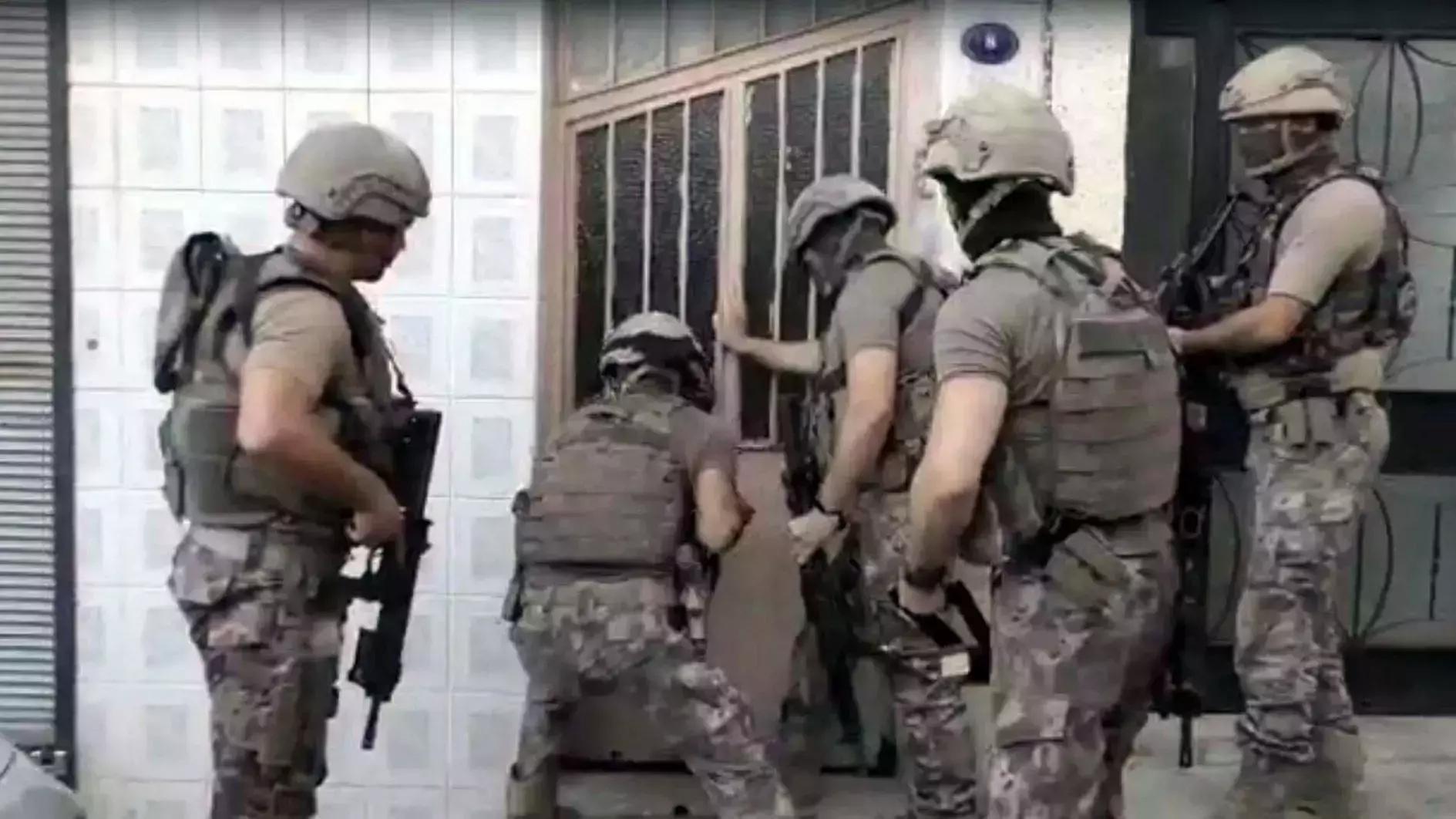 Turkish forces step up crackdown on ISIL after church attack
