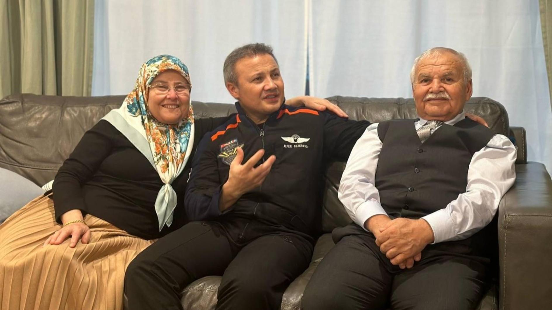 First Turkish astronaut reunites with his family