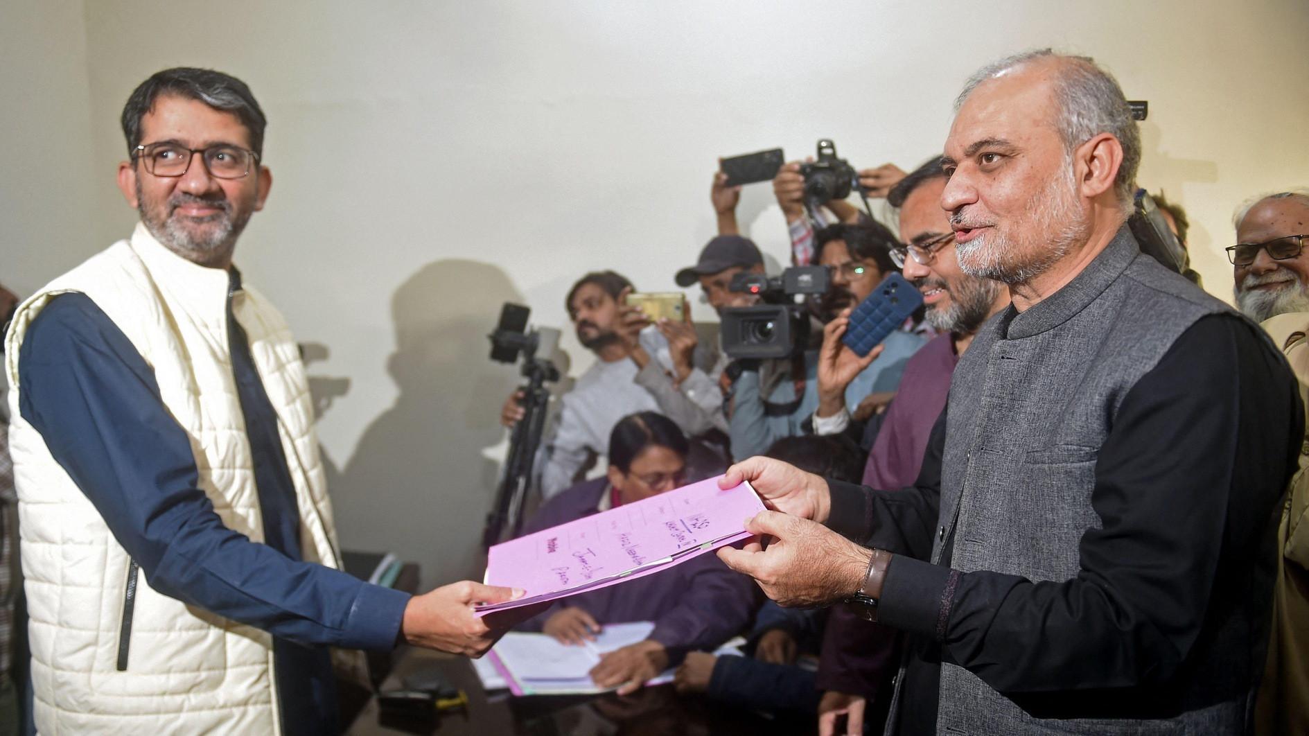 Pakistan politician says conscience wont allow him to take seat