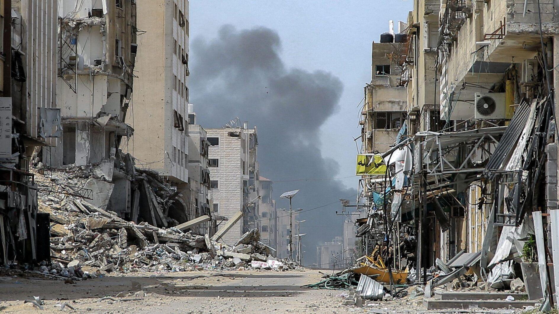 Israeli army withdraws from Al-Shifa as deadly strikes continue in Gaza