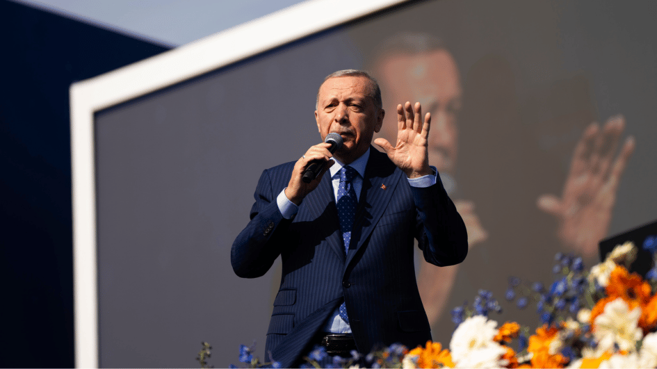 AKP convenes top executive body to analyze local poll results