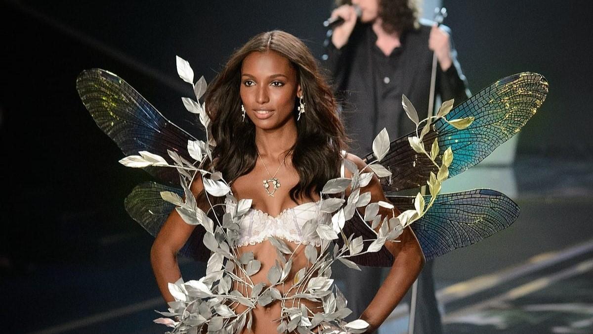 Victorias Secret reviving fashion show after six-year hiatus