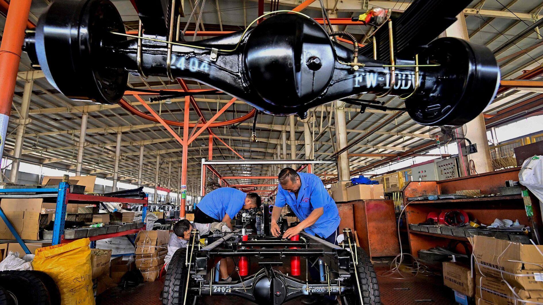 China industrial output picks up in April, show offical data