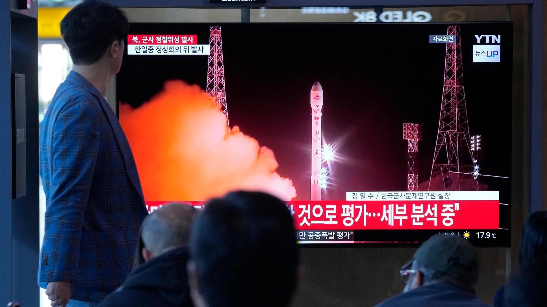 Seoul slams failed North Korea spy satellite launch