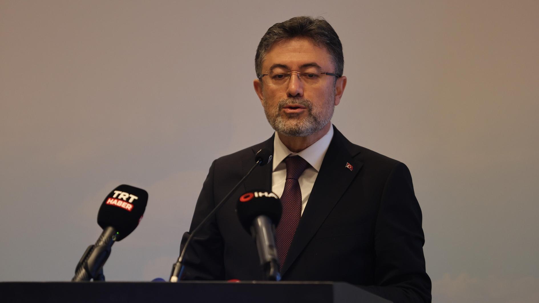Minister addresses stray dog issue amid proposal outrage