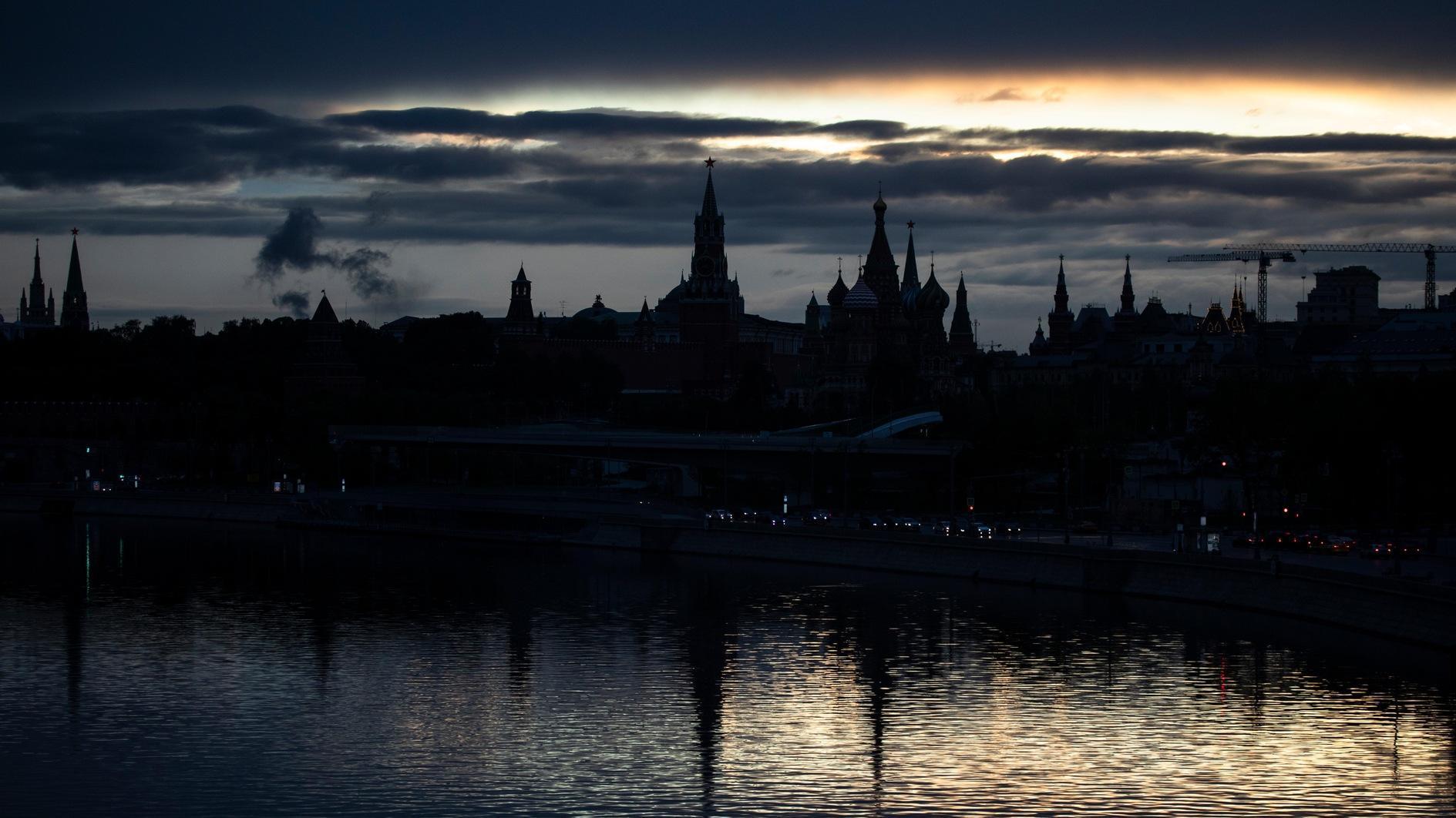 Kremlin says NATO provoking Ukraine to prolong conflict