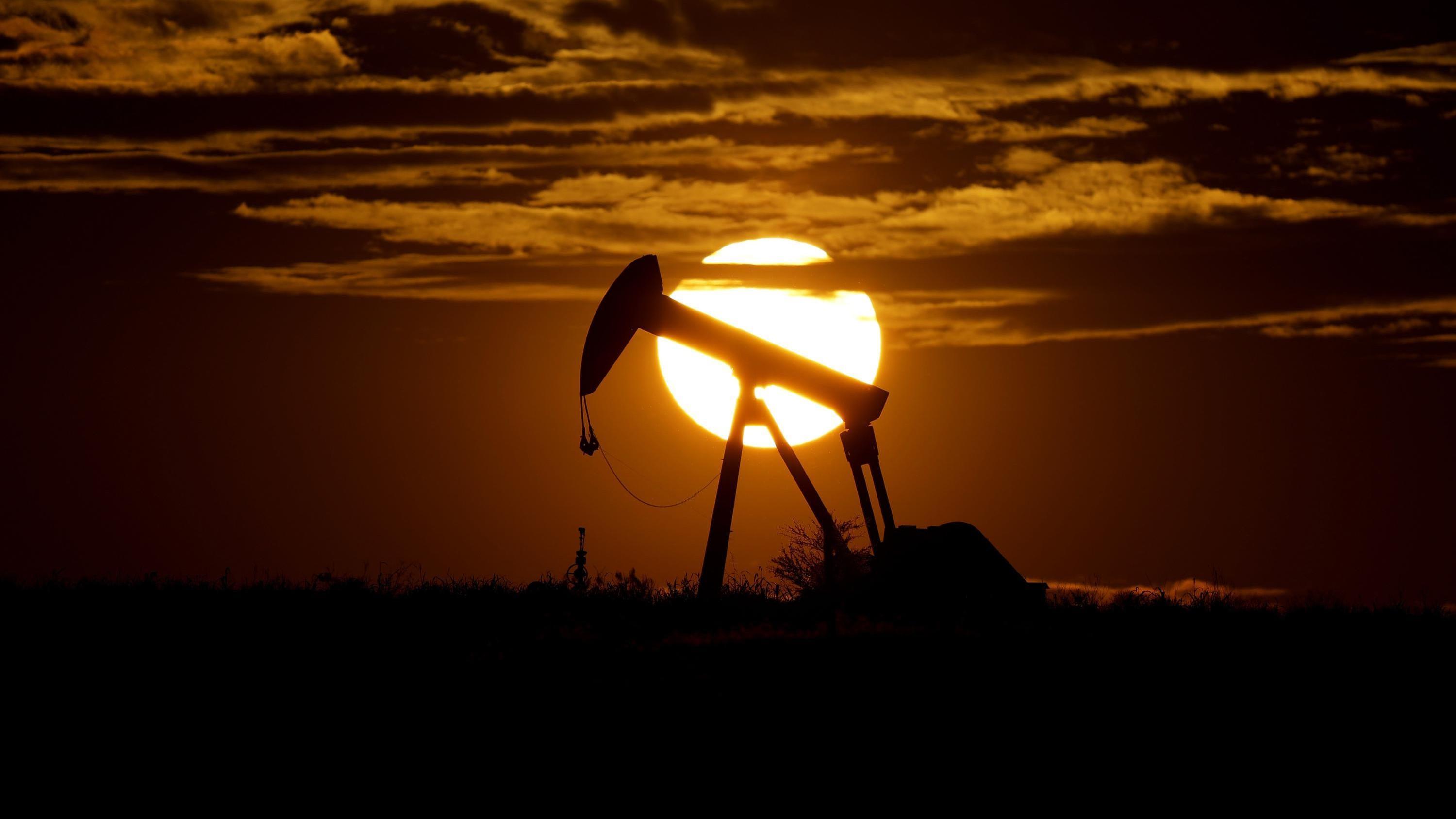 OPEC+ meeting set to maintain current output: analysts