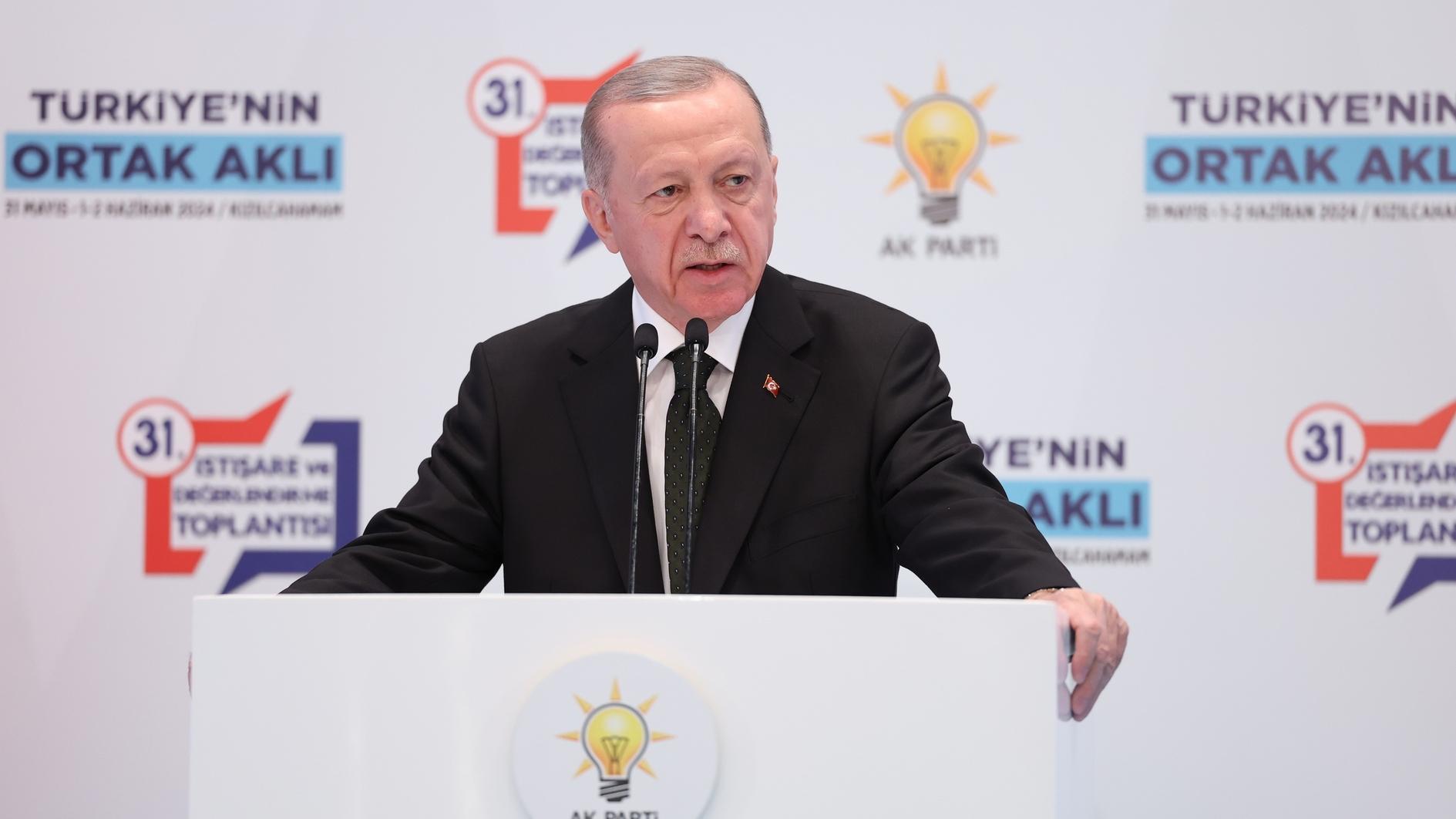 Erdoğan urges opposition to reflect amid softening period