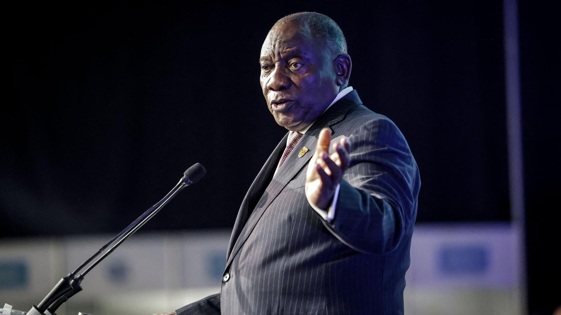 South Africas Ramaphosa urges unity after historic ANC setback
