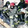 Death toll rises in Italy as aftershocks hinder rescue