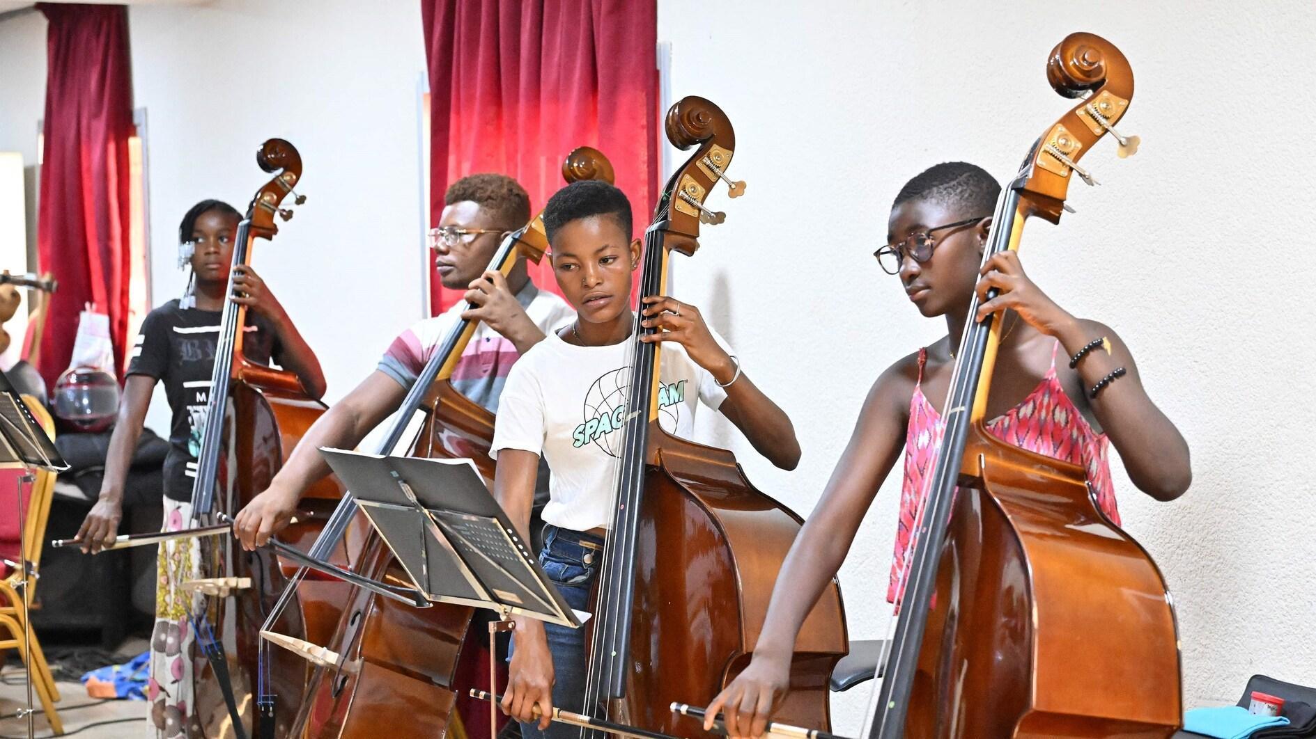 Ivory Coast orchestra offers rural children an escape