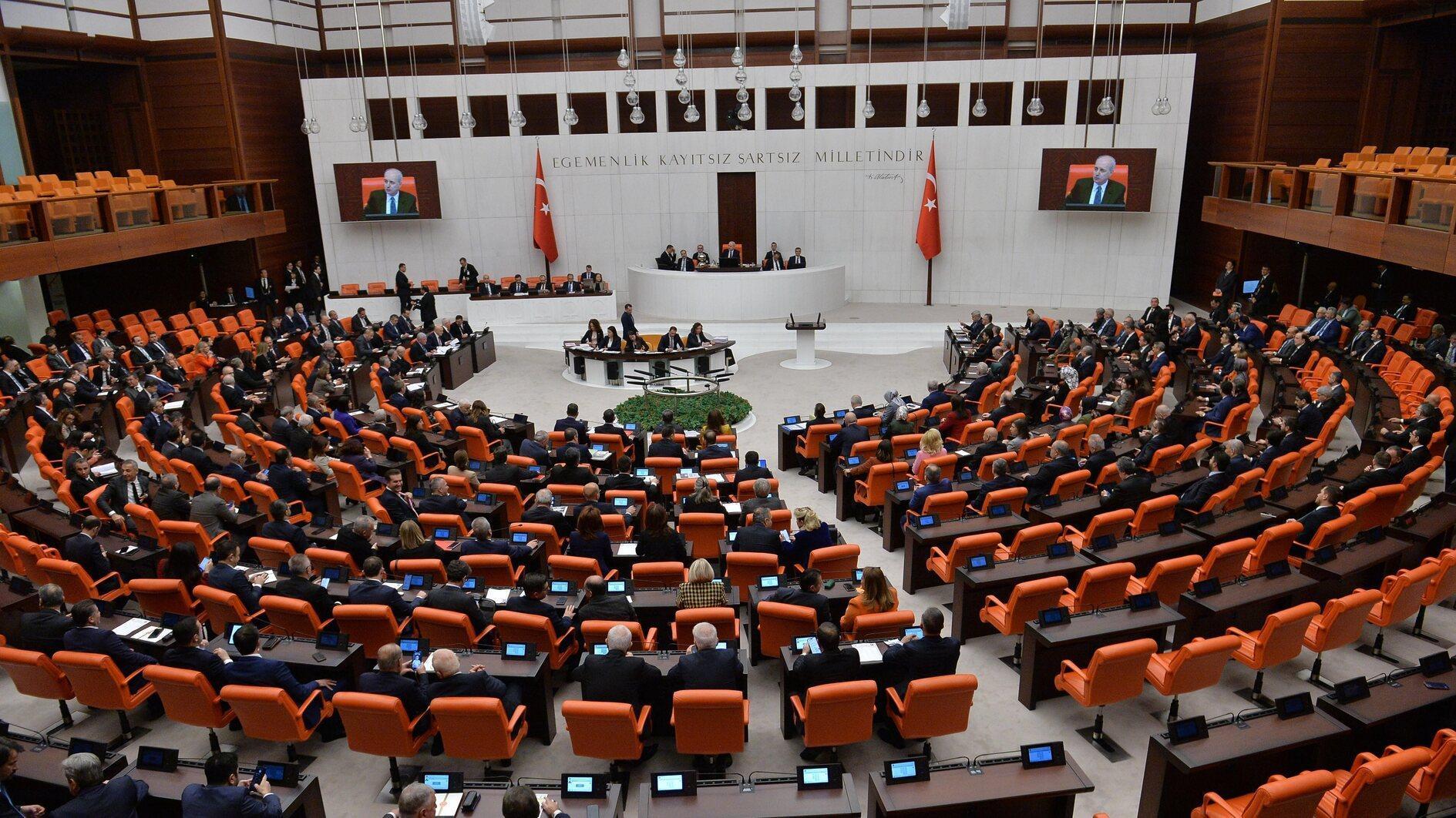 Parliament unveils 3-year saving measures