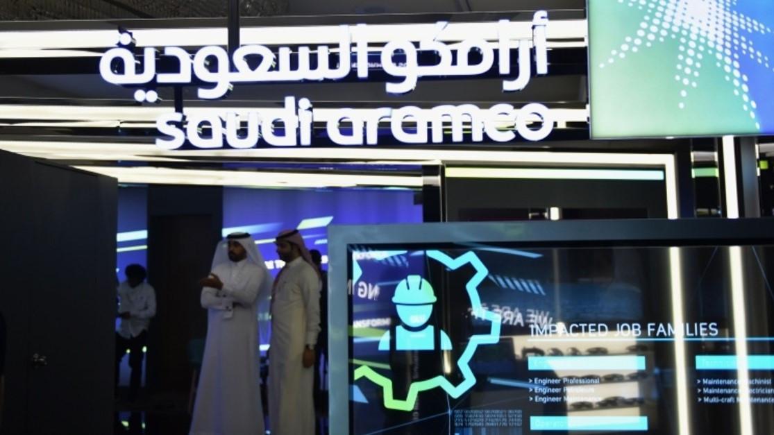 Saudi Aramco says foreigners grab majority of share offering