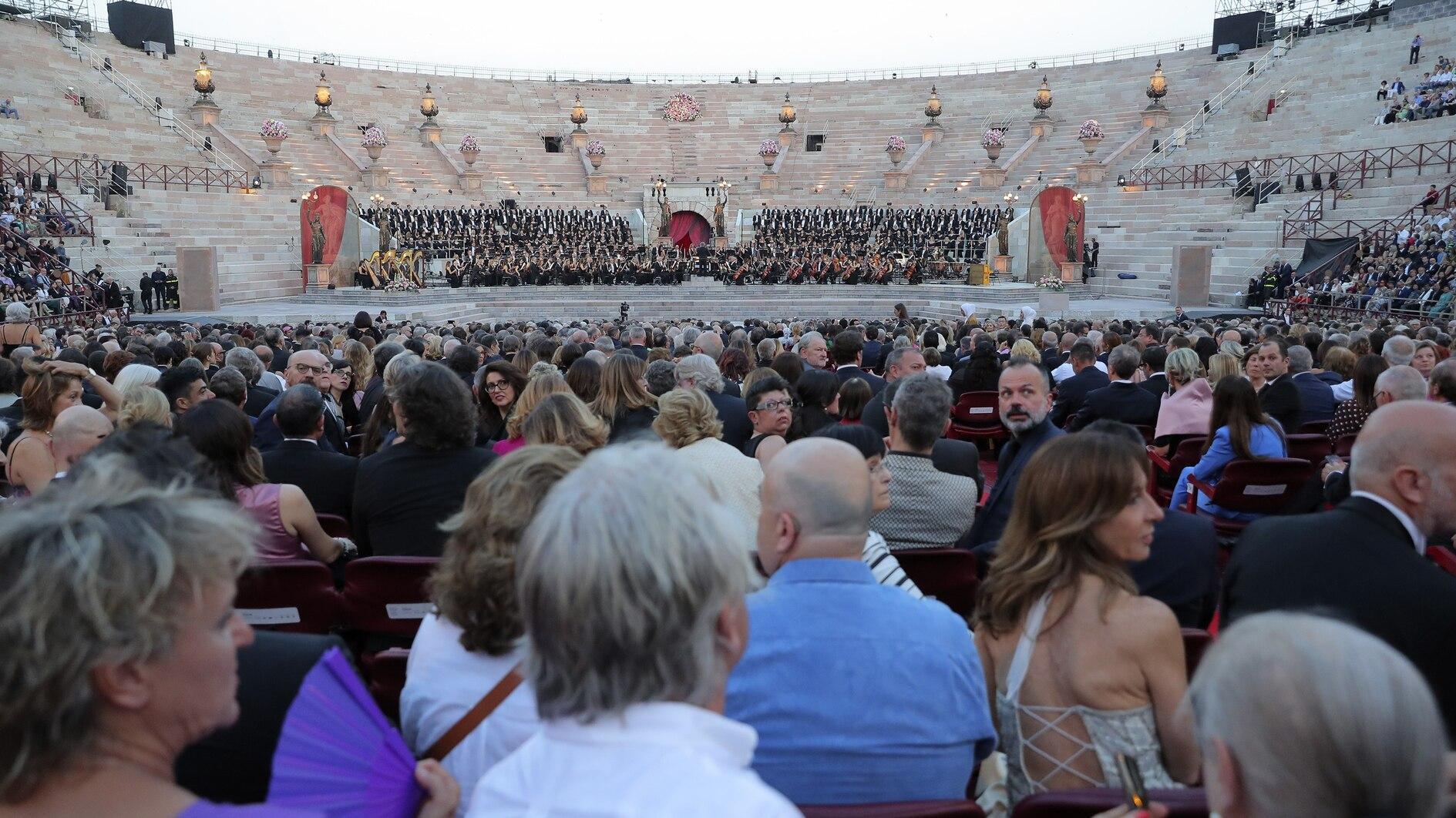Italian opera celebrated in Veronas magical Arena