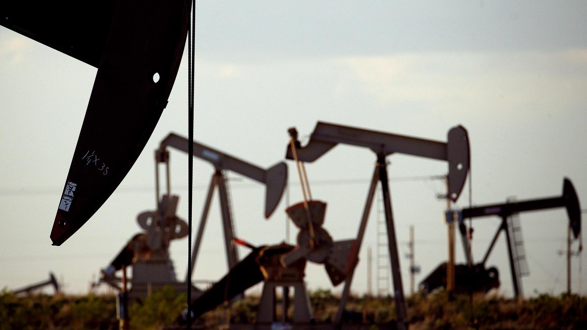 IEA sees major oil supply surplus emerging by 2030