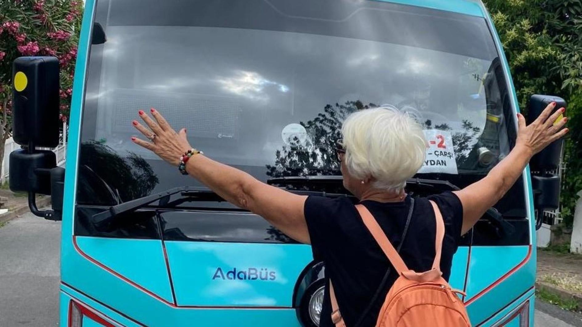 Inhabitants of Princes’ Islands protest new minibuses