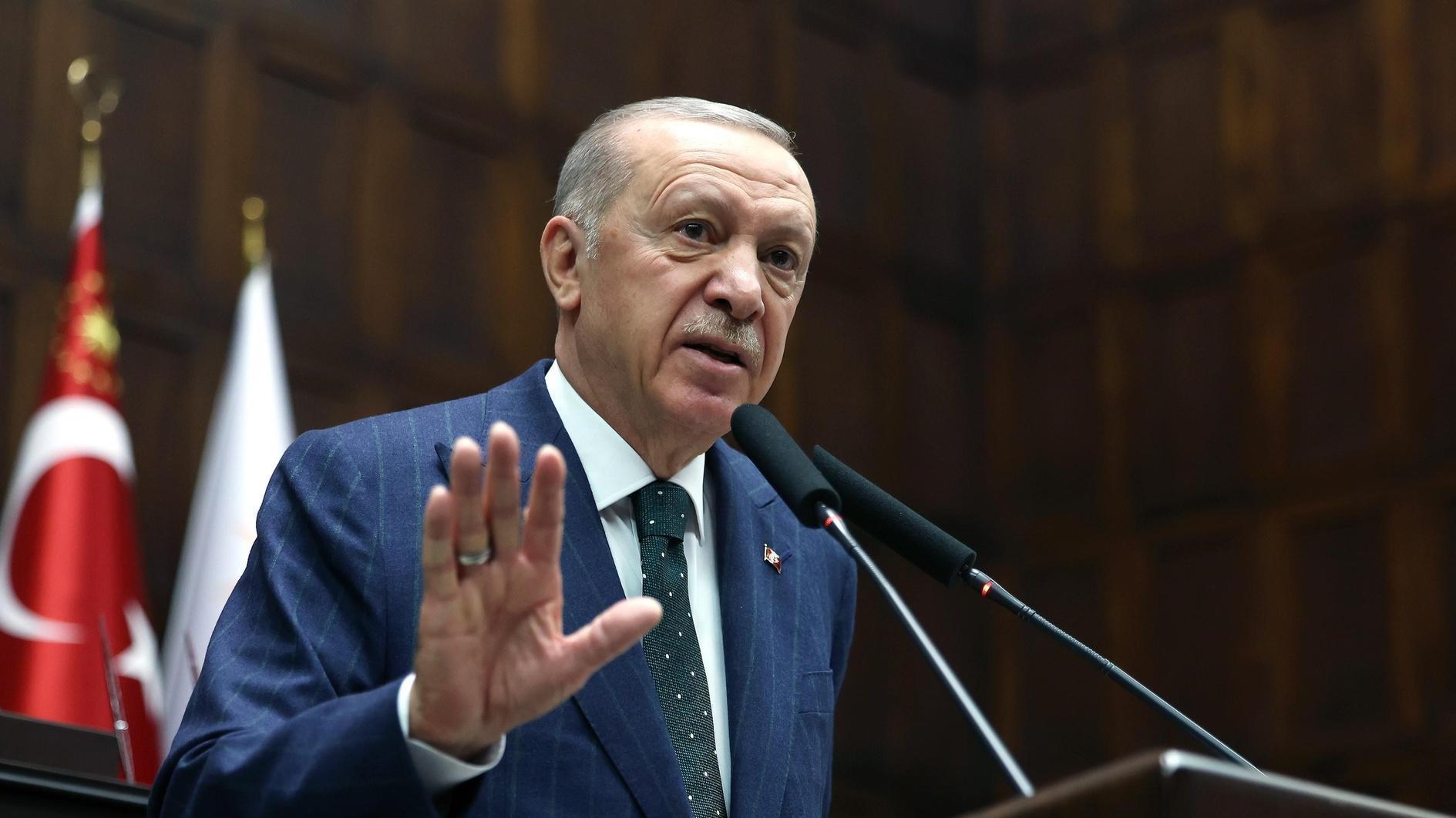 Erdoğan calls for an end to political tension in Türkiye