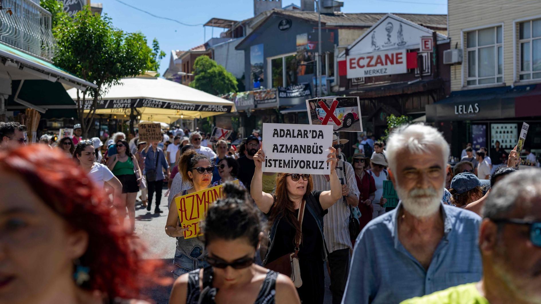 Locals protest against Turkish islands monstrobuses
