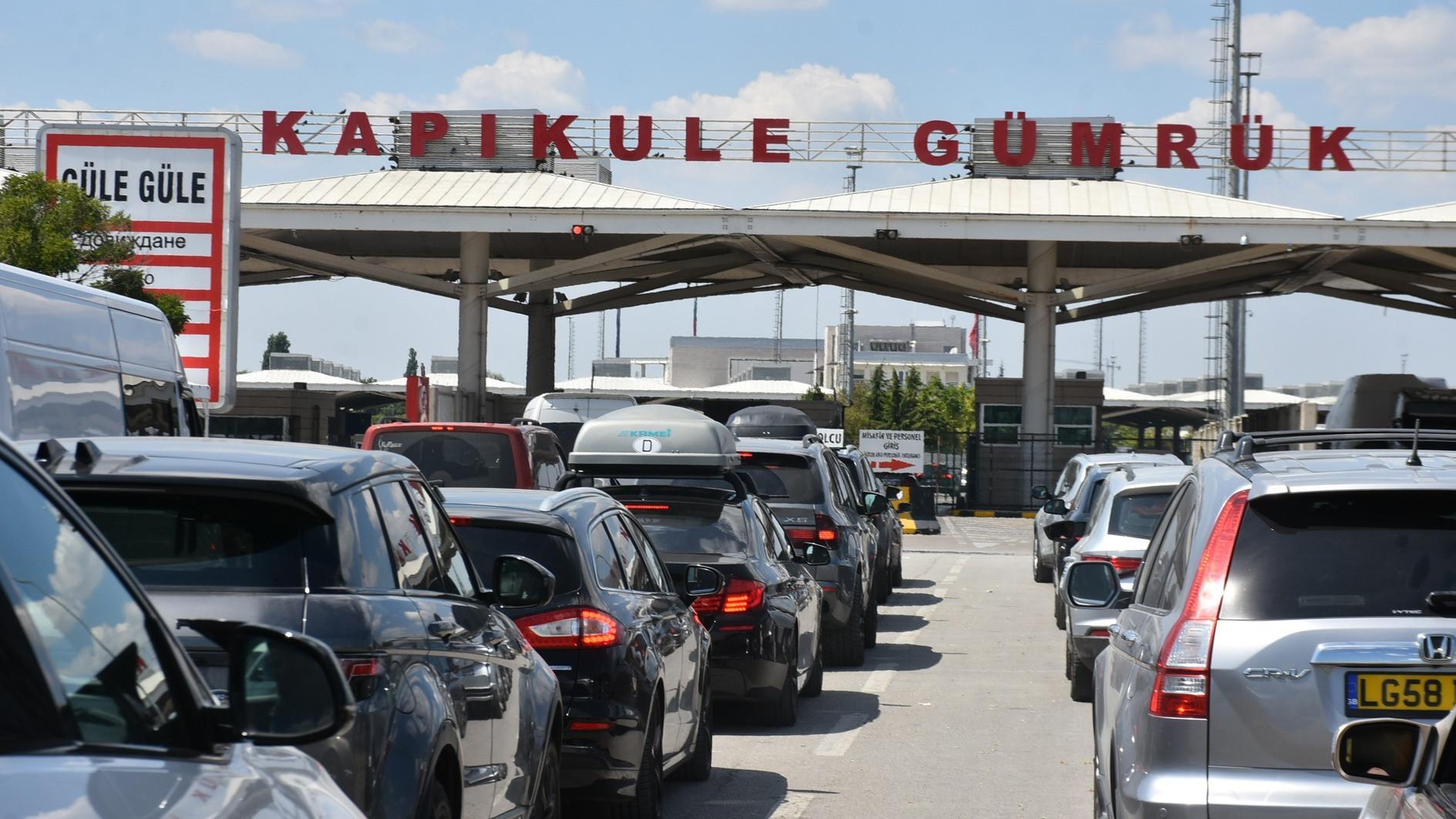 630,000 expats expected to reapply for Turkish citizenship
