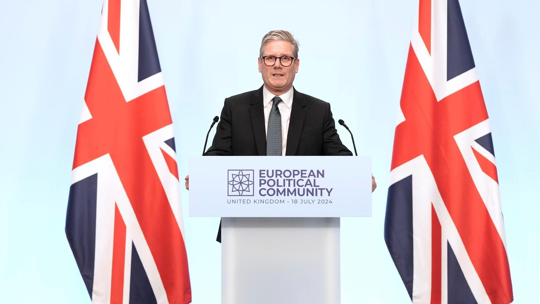 Starmer at summit tells Europe: Britain is back