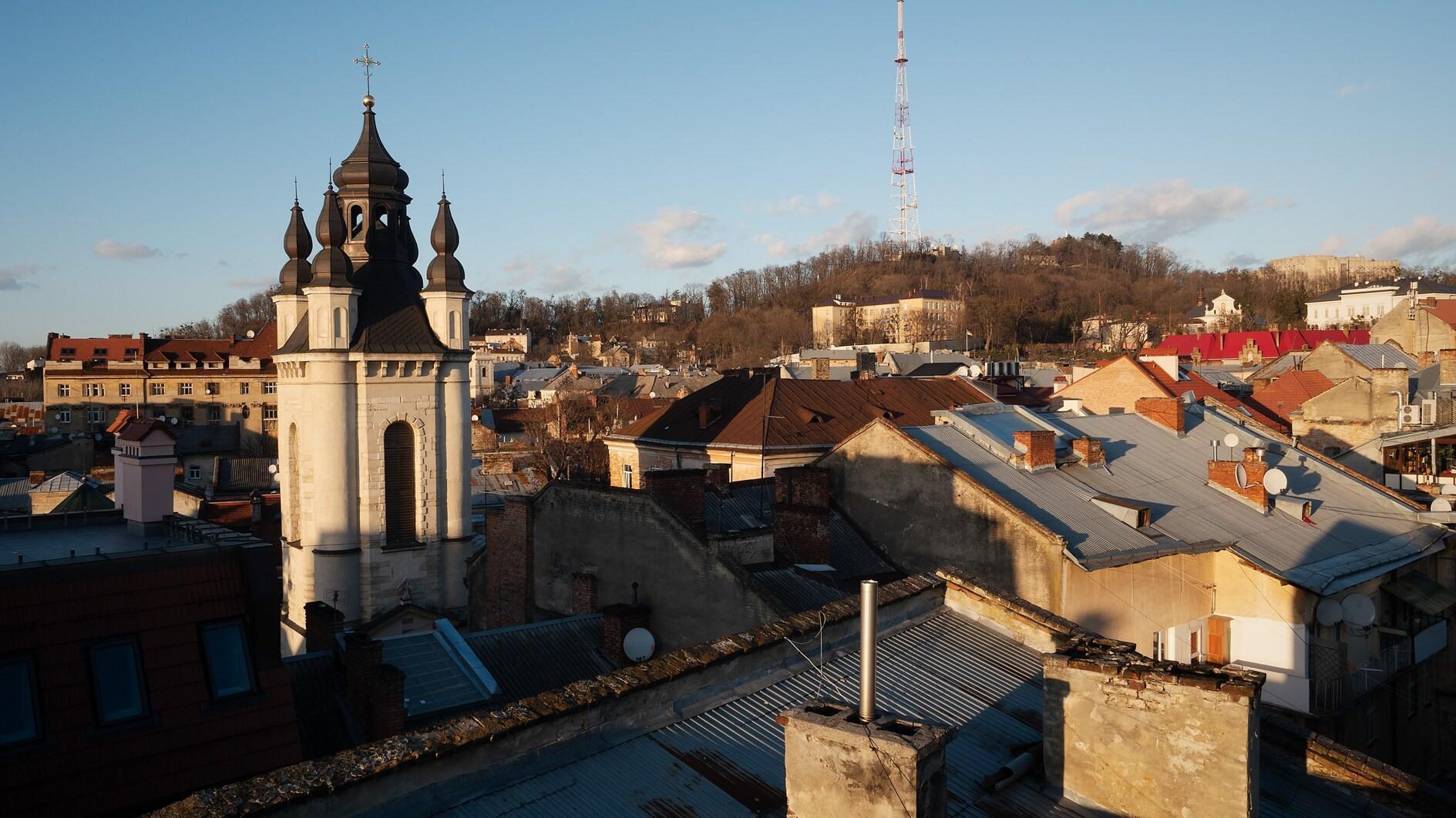 Kiev says it struck preliminary deal to restructure $20 bln debt