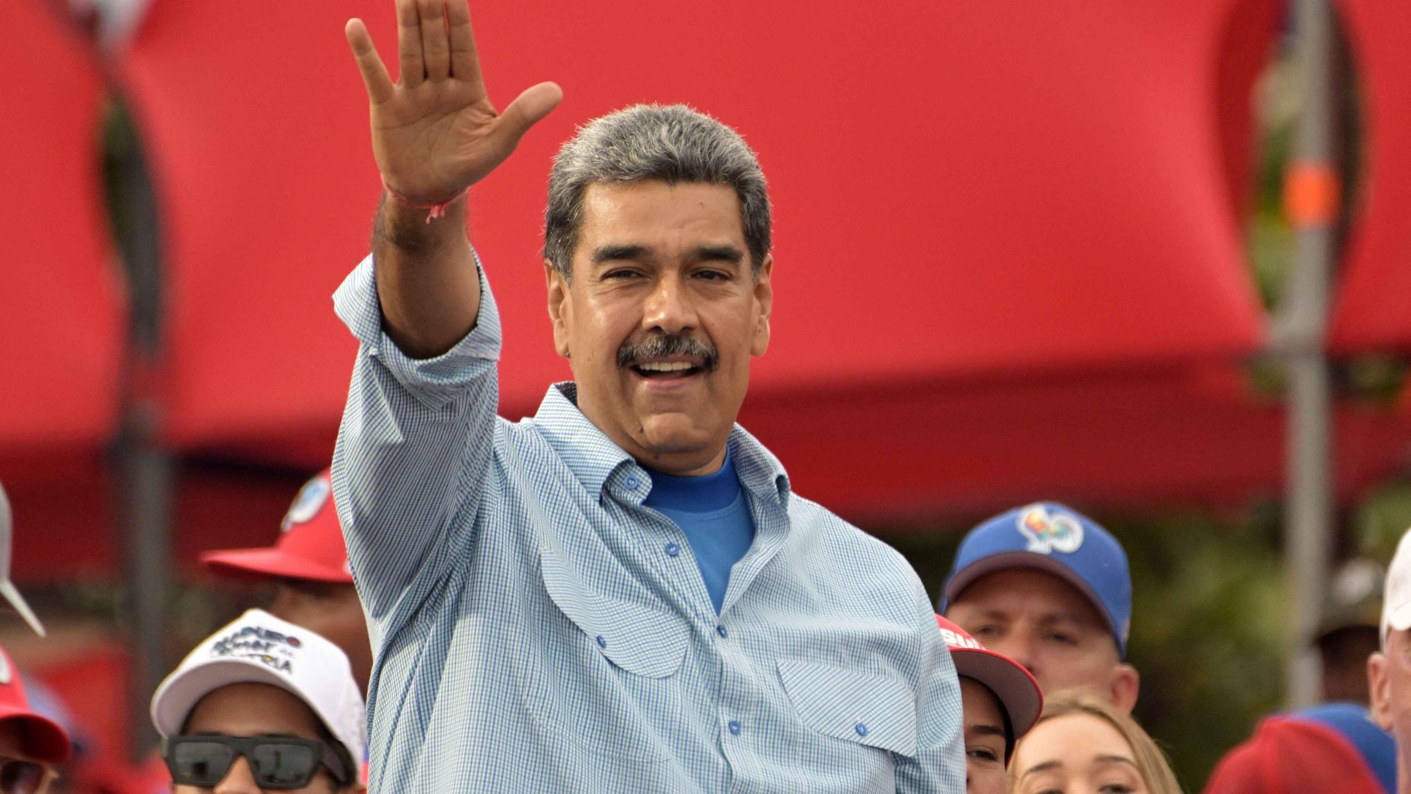 Venezuela girds for uncertain election with bloodbath threat