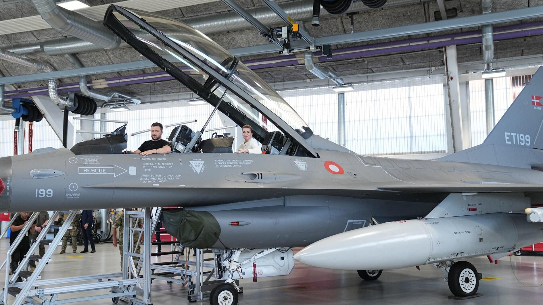 Kremlin says F-16s delivered to Ukraine will be shot down