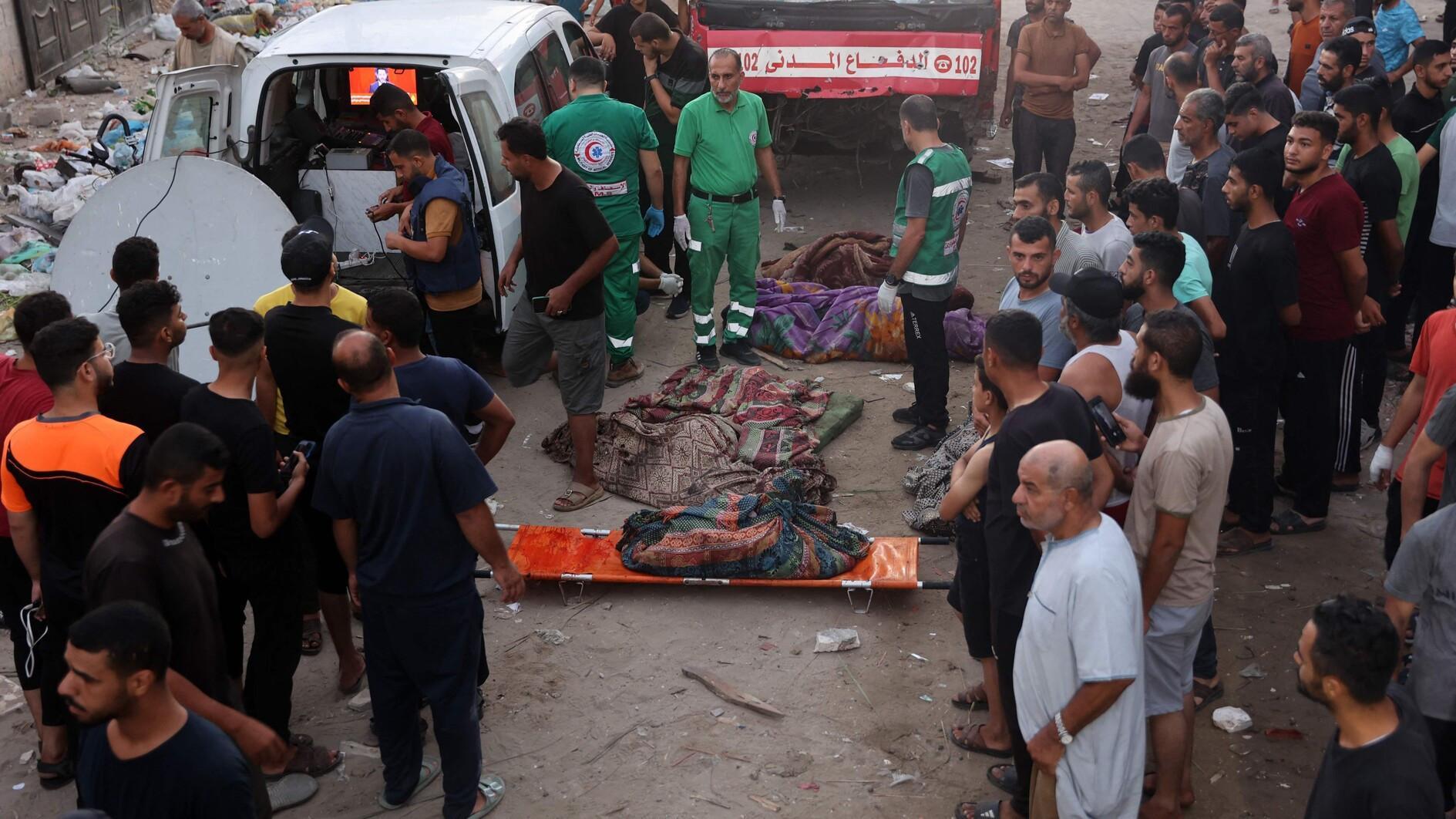 More than 100 killed in Israeli airstrikes on school in Gaza