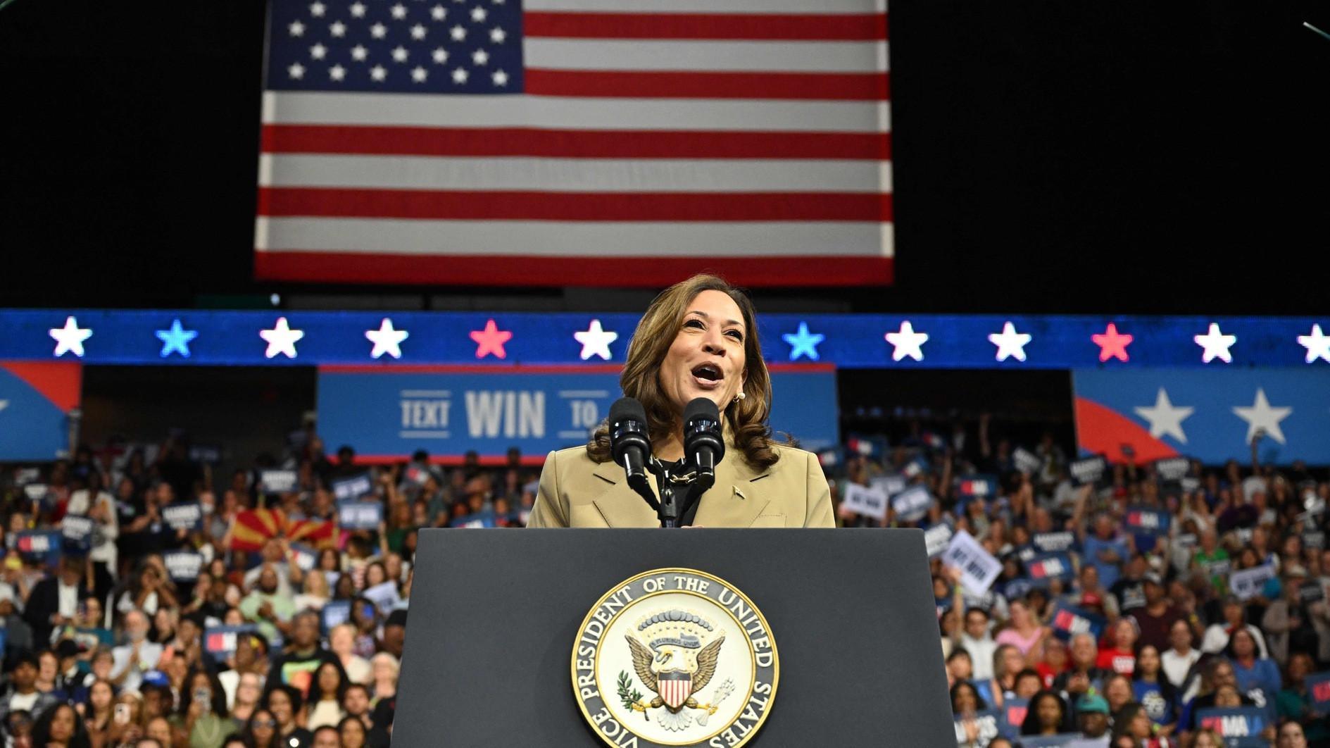 Harris takes rally blitz to Arizona, Trump holds first in a week