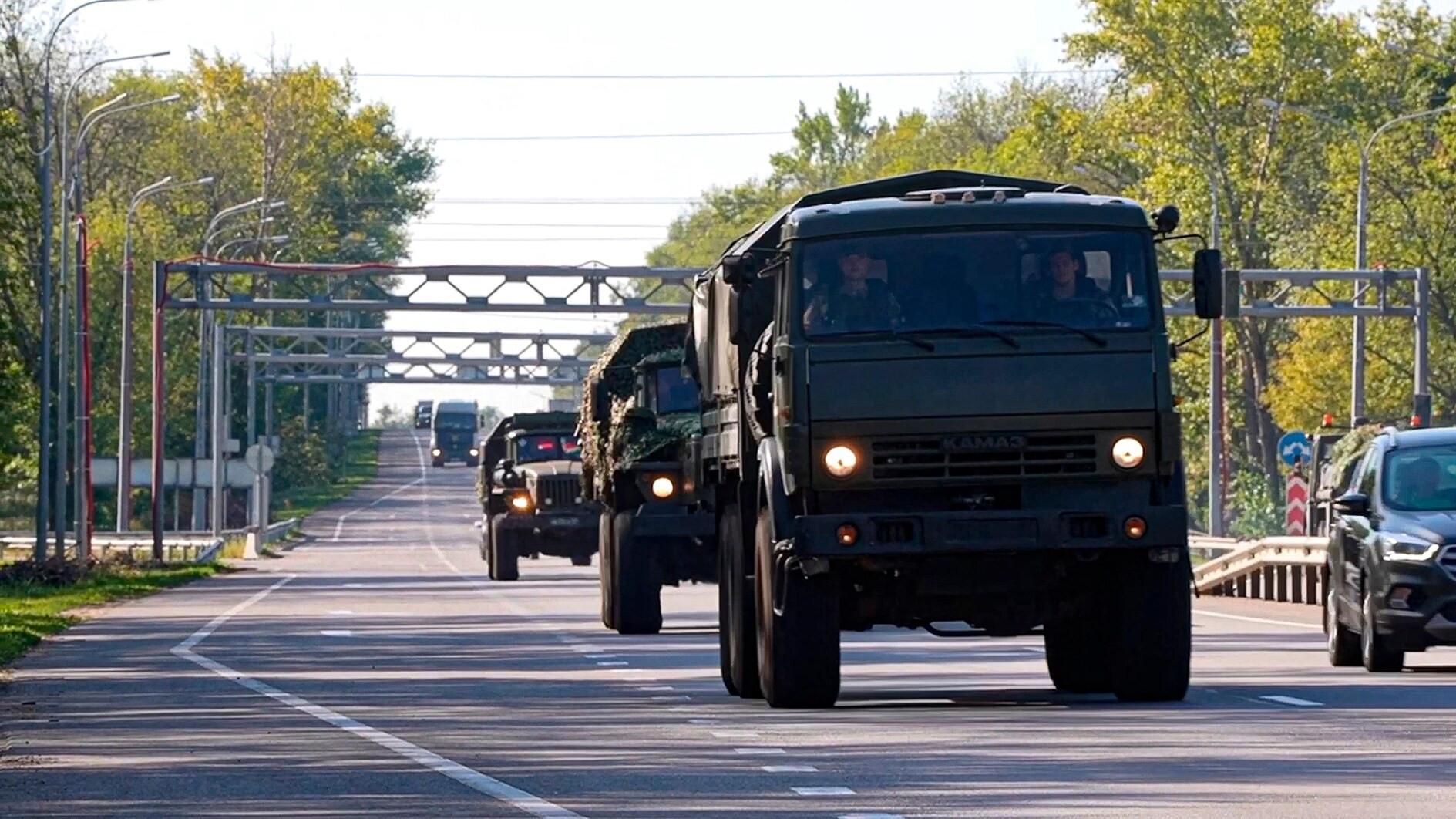 Russia launches new operation to halt advancing Ukrainian troops
