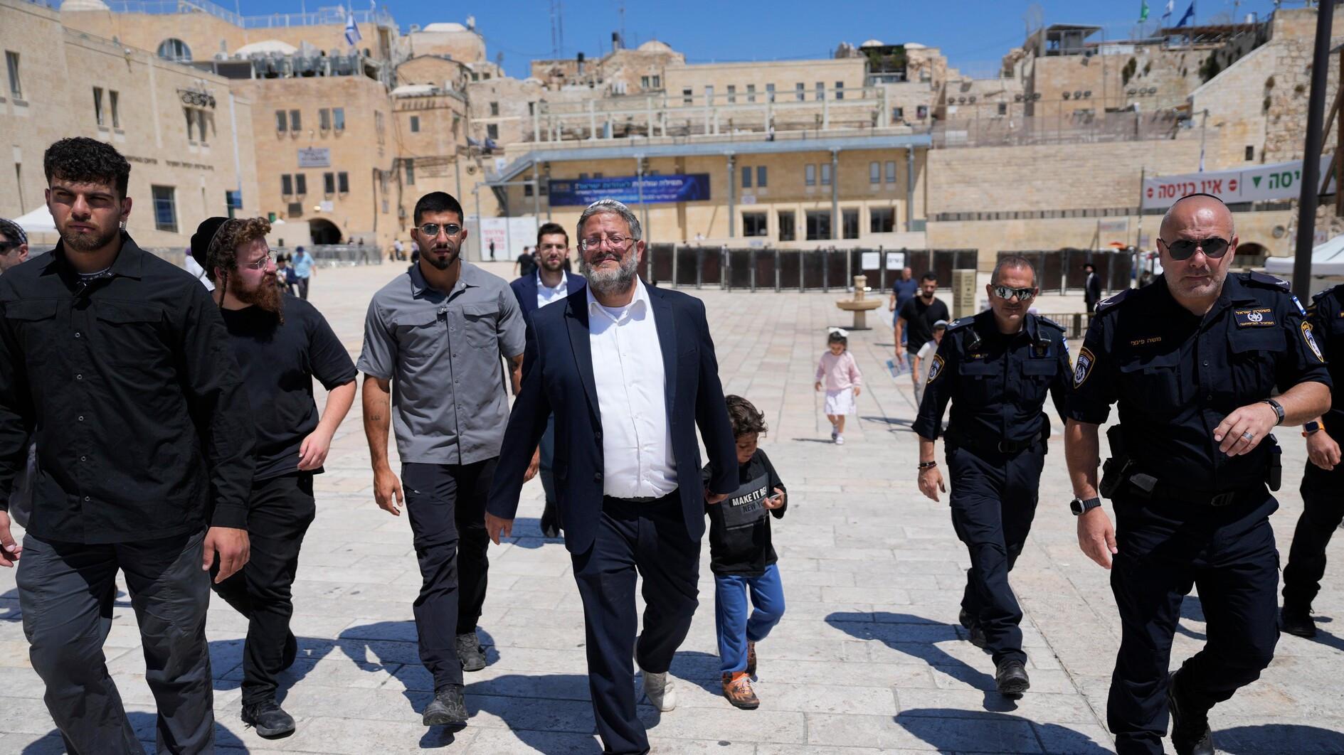 Israeli minister’s Al-Aqsa raid faces condemnation