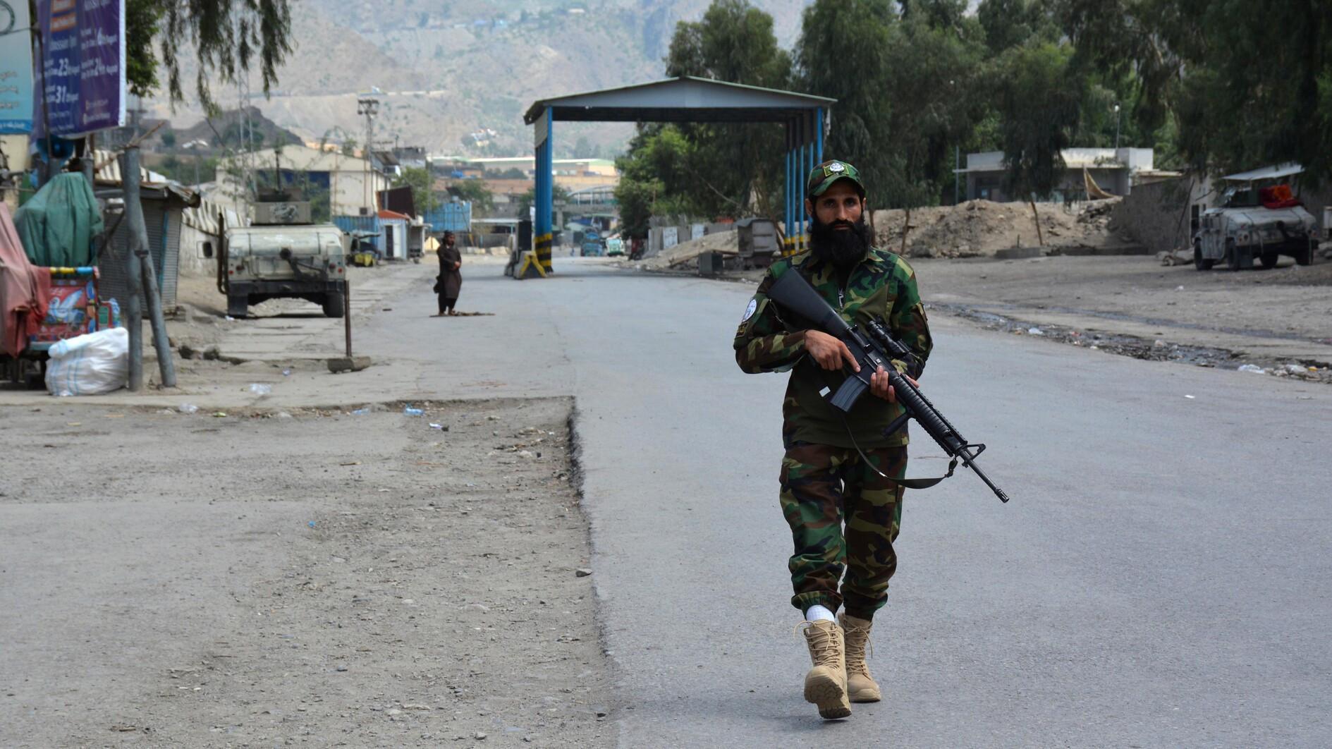 Key border crossing between Pakistan and Afghanistan reopens
