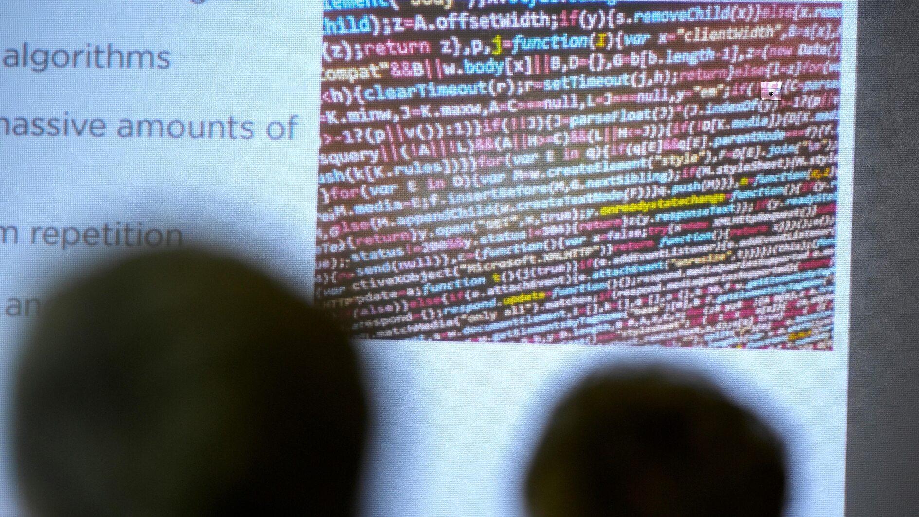 Türkiye should be producer in AI field, say experts